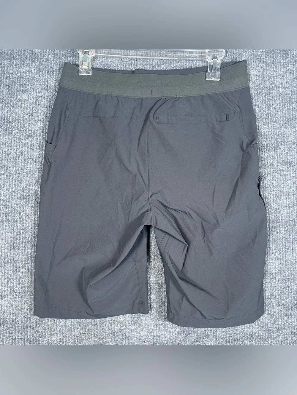 The North‎ Face Mens 30 Charcoal Gray Active Performance Hiking Shorts